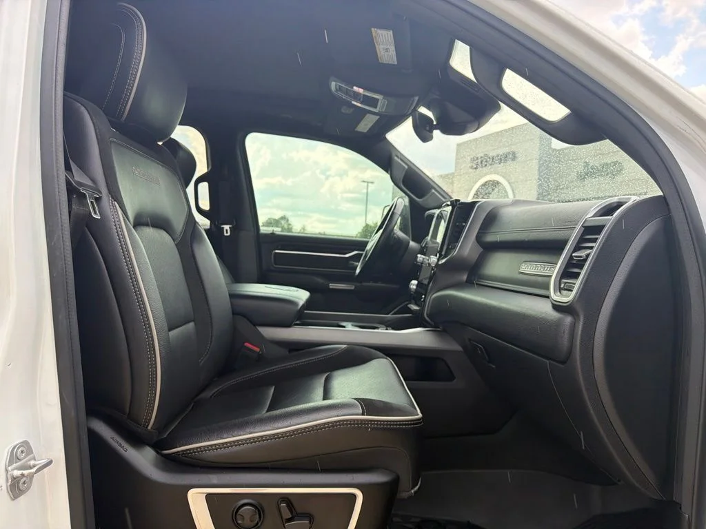 Used 2022 White Ram Laramie image 21