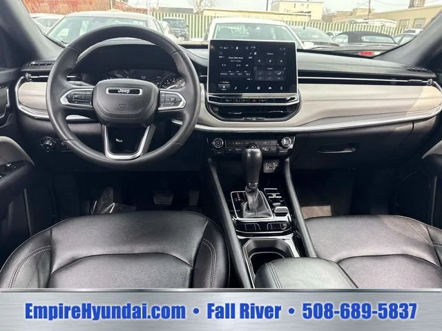 Used 2024 White Jeep Limited image 14