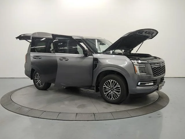 Used 2025 Gray Nissan SL image 10