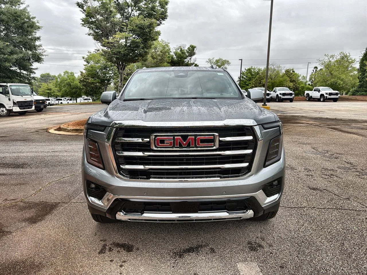 New 2026 Sterling Metallic GMC Elevation image 3