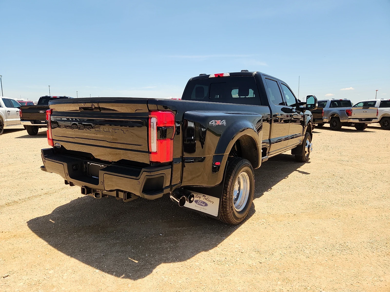 New 2026 Agate Black Metallic Ford F-350® Platinum® image 7