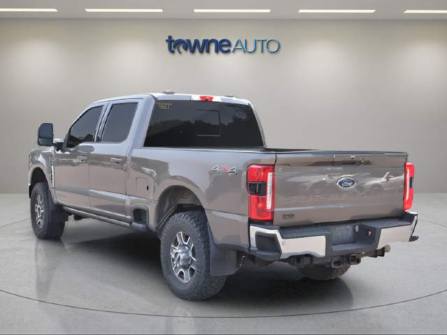 Used 2023 Gray Ford Lariat image 5