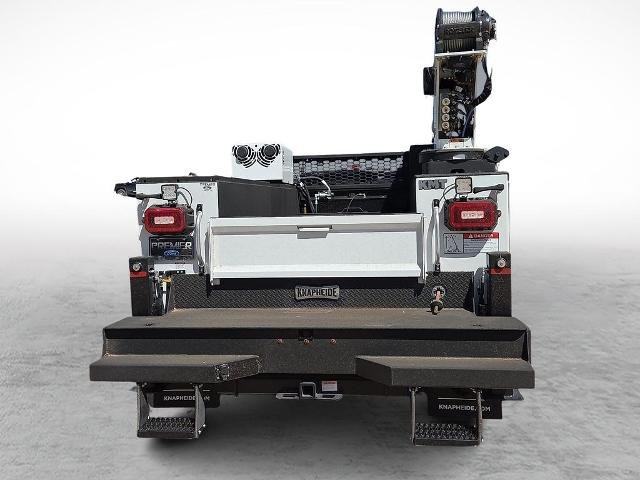 2024 Ford F-550 Super Duty Chassis Cab XL - Photo 33