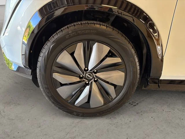 Certified Used 2023 White Nissan ENGAGE image 14