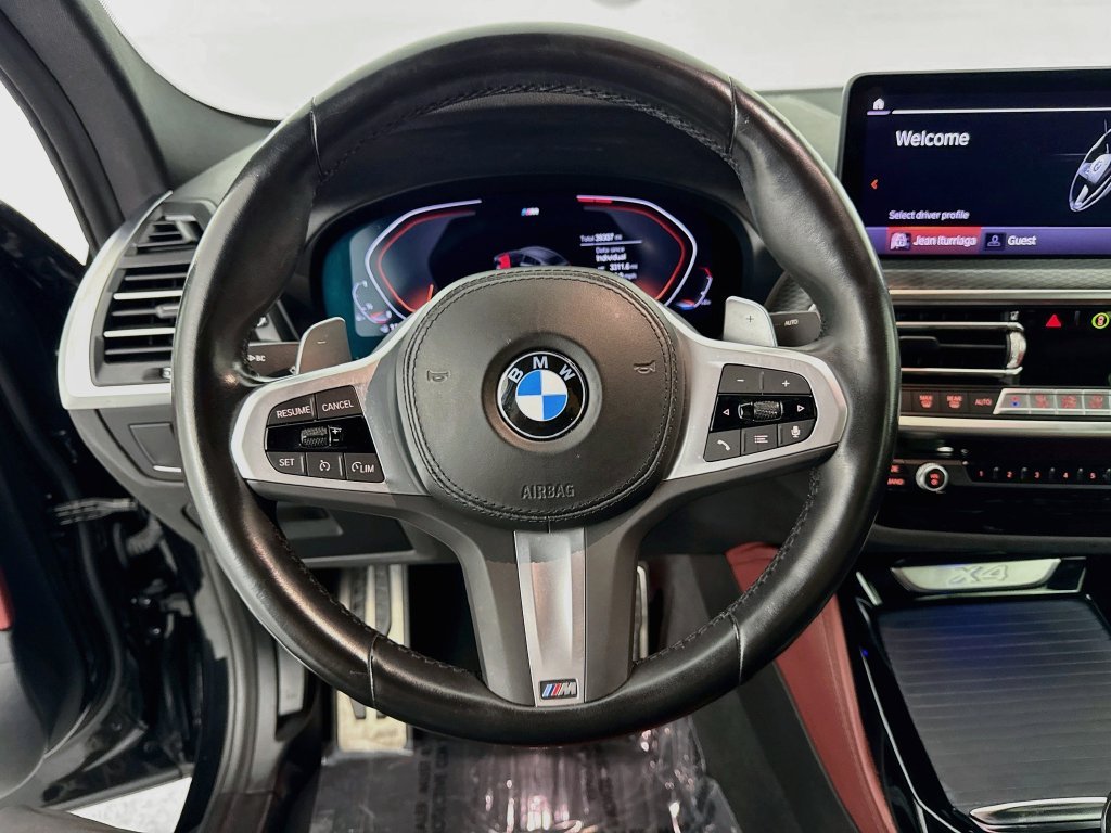 Used 2023 Black BMW xDrive30i image 11