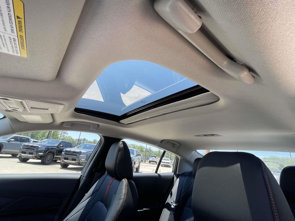 New 2026 Atlantic Gray Metallic / Super Black Two-tone Nissan SR image 16