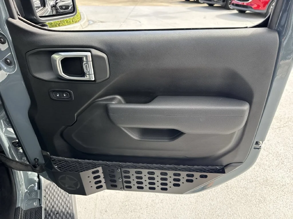 Used 2026 Gray Jeep Sport S image 41