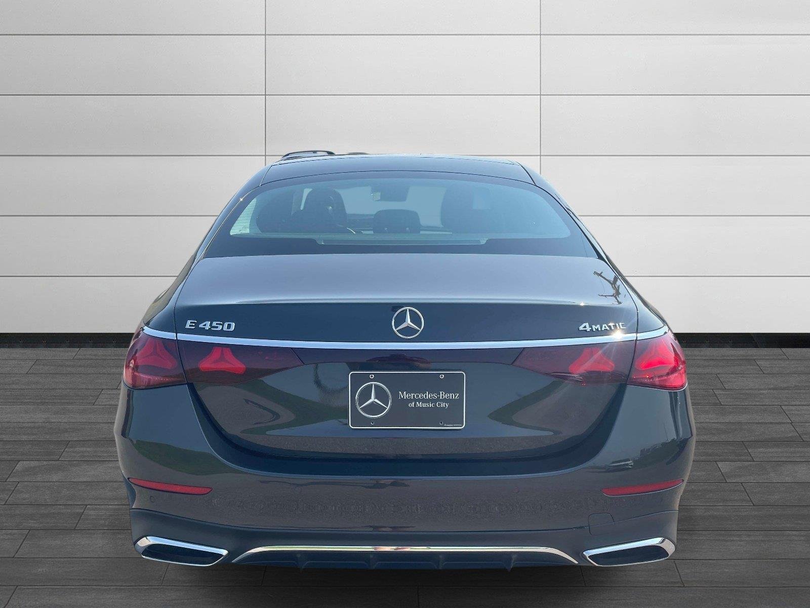 Certified Used 2025 Graphite Grey Metallic Mercedes-Benz E 450 image 4