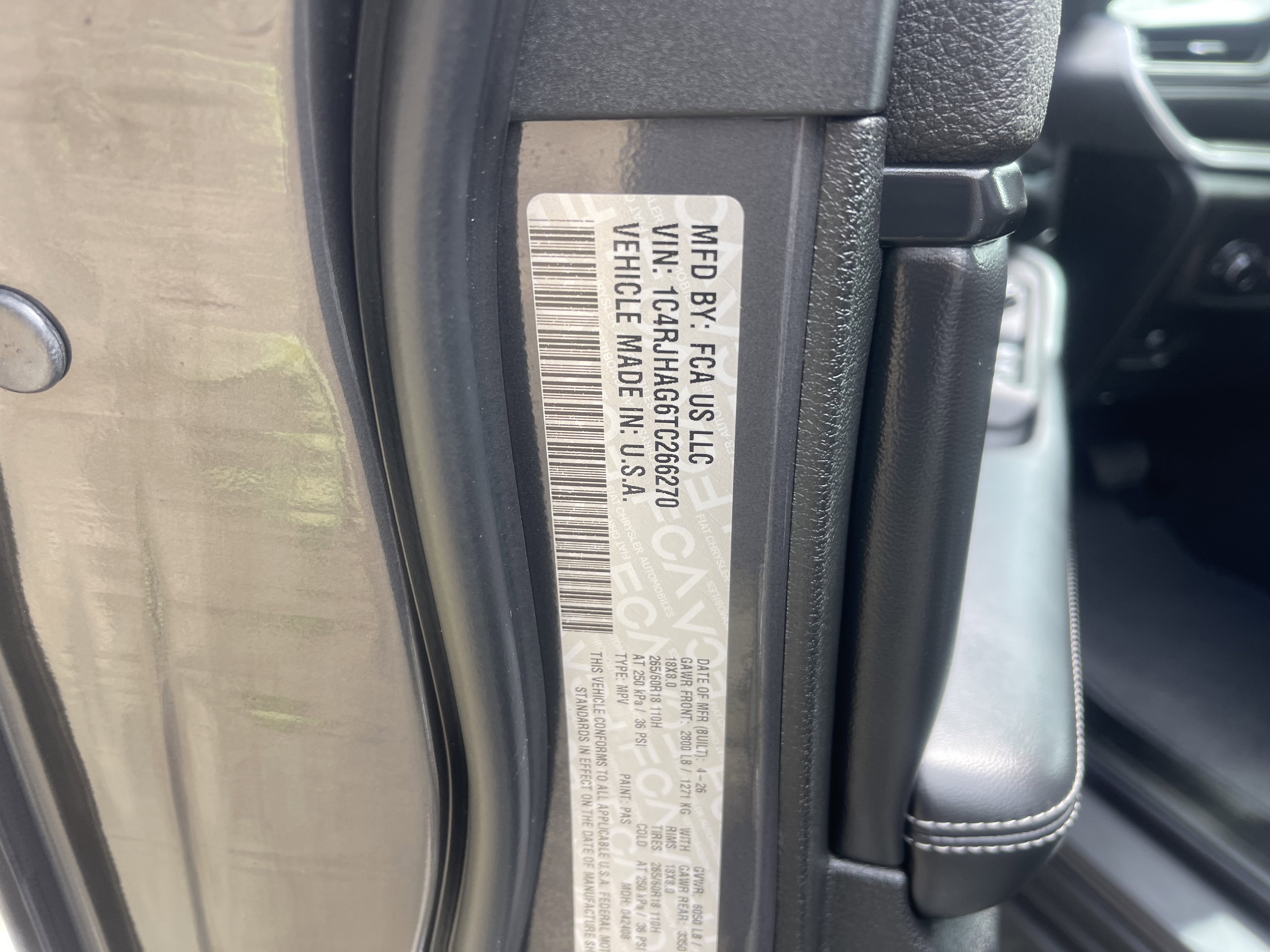 New 2026 Baltic Gray Metallic Clear-Coat Exterior Paint Jeep Laredo image 23