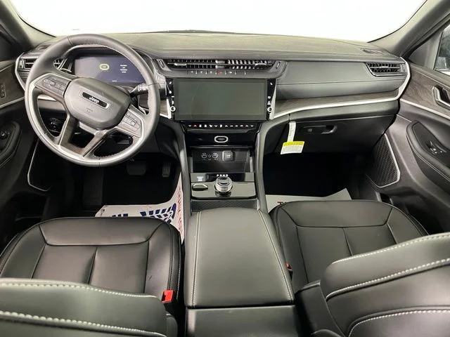 Used 2026 Silver Jeep Limited image 39