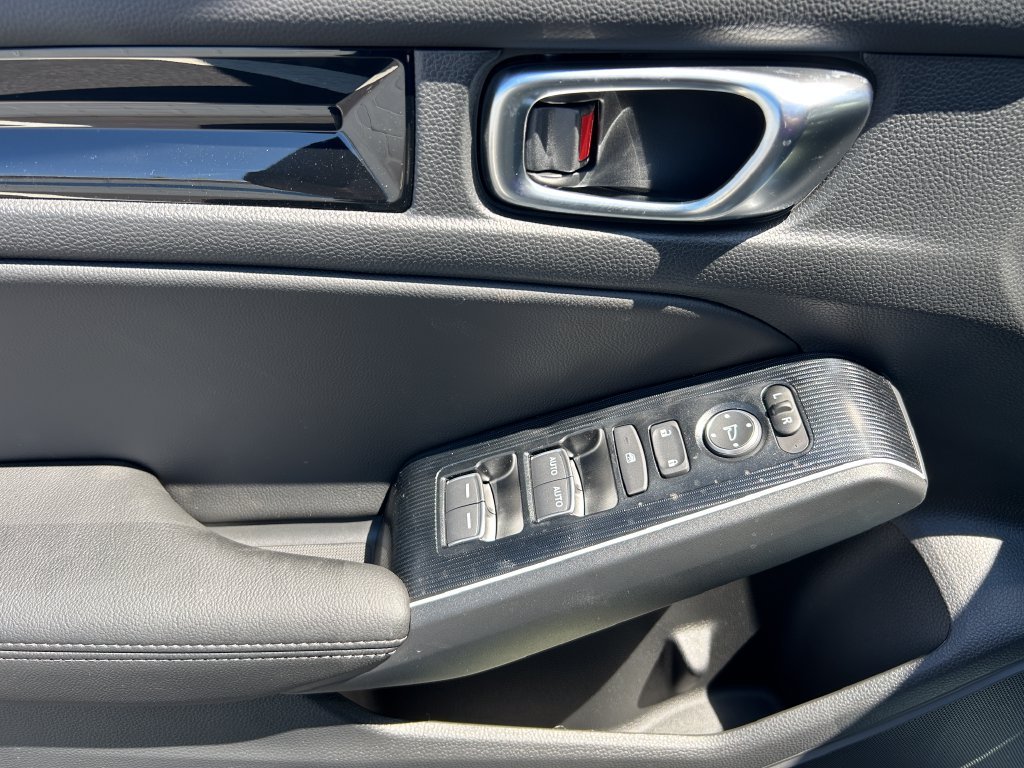 New 2026 Platinum White Pearl Honda Sport Touring image 26