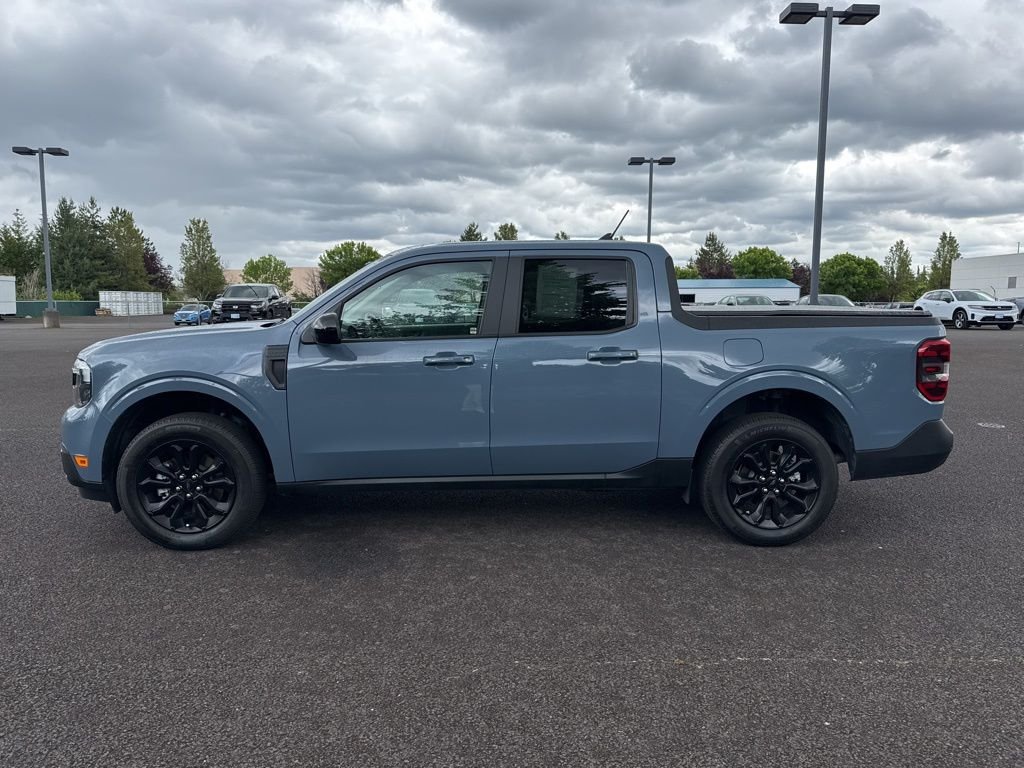 Used 2024 Azure Gray Metallic Ford Lariat image 4
