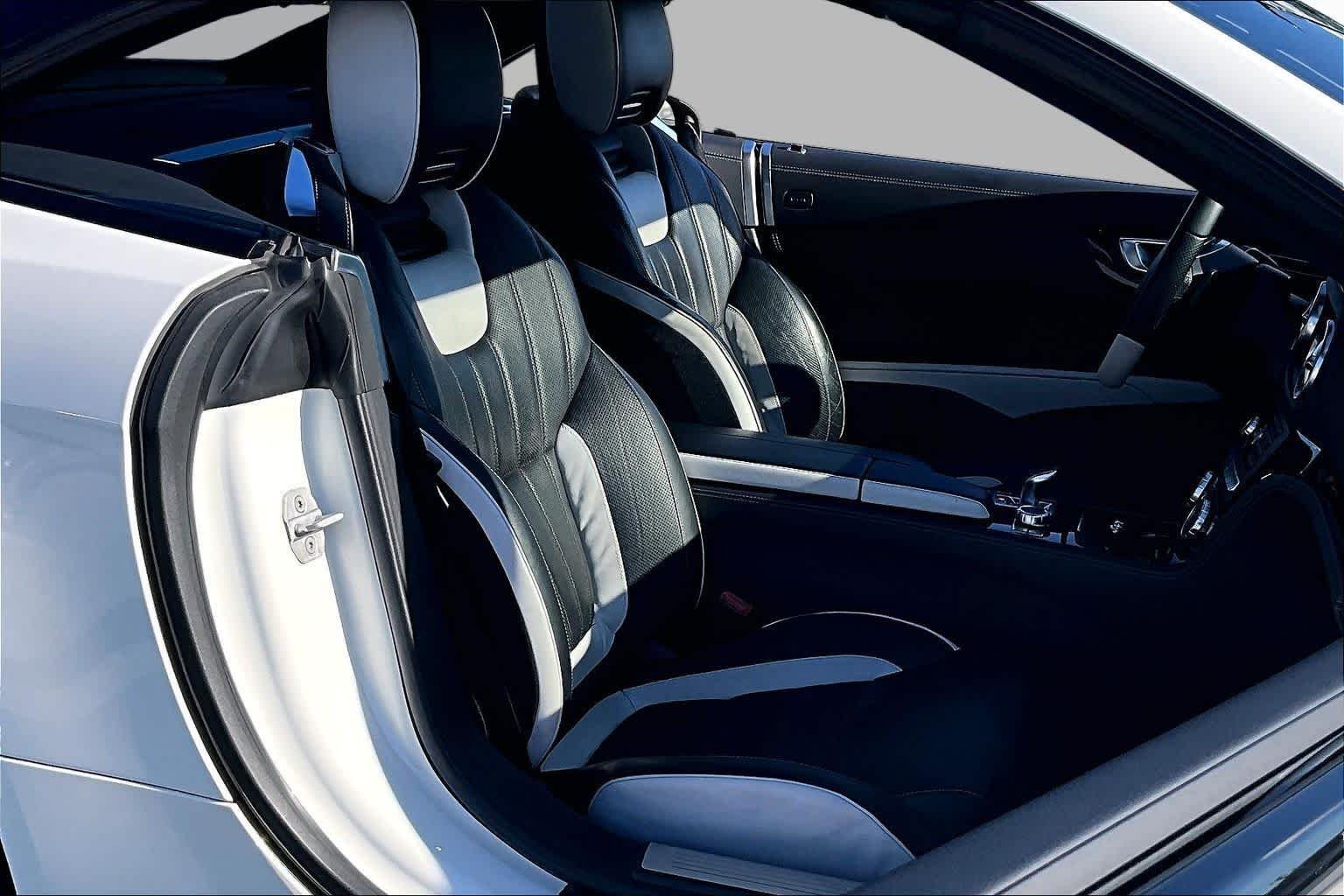 Used 2015 designo Diamond White Metallic Mercedes-Benz SL 550 image 9