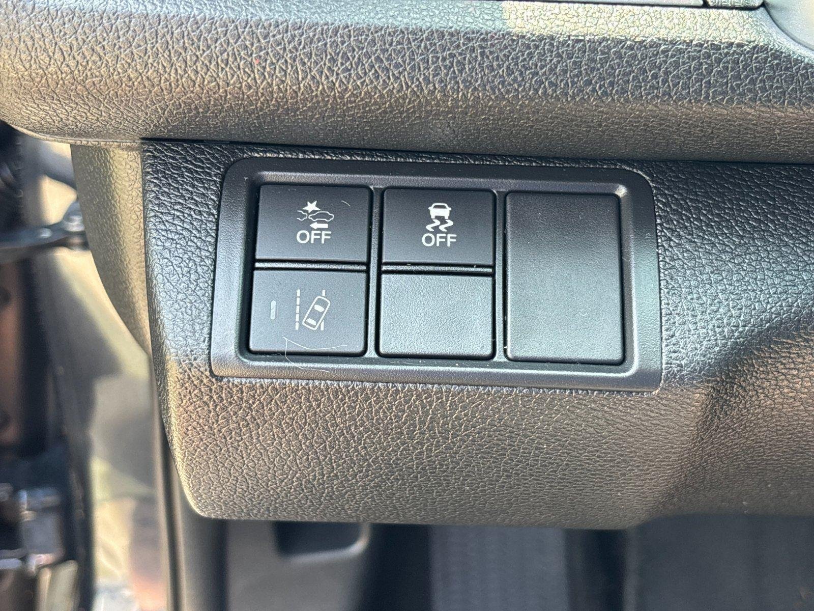 Used 2018 Cosmic Blue Metallic Honda EX image 17