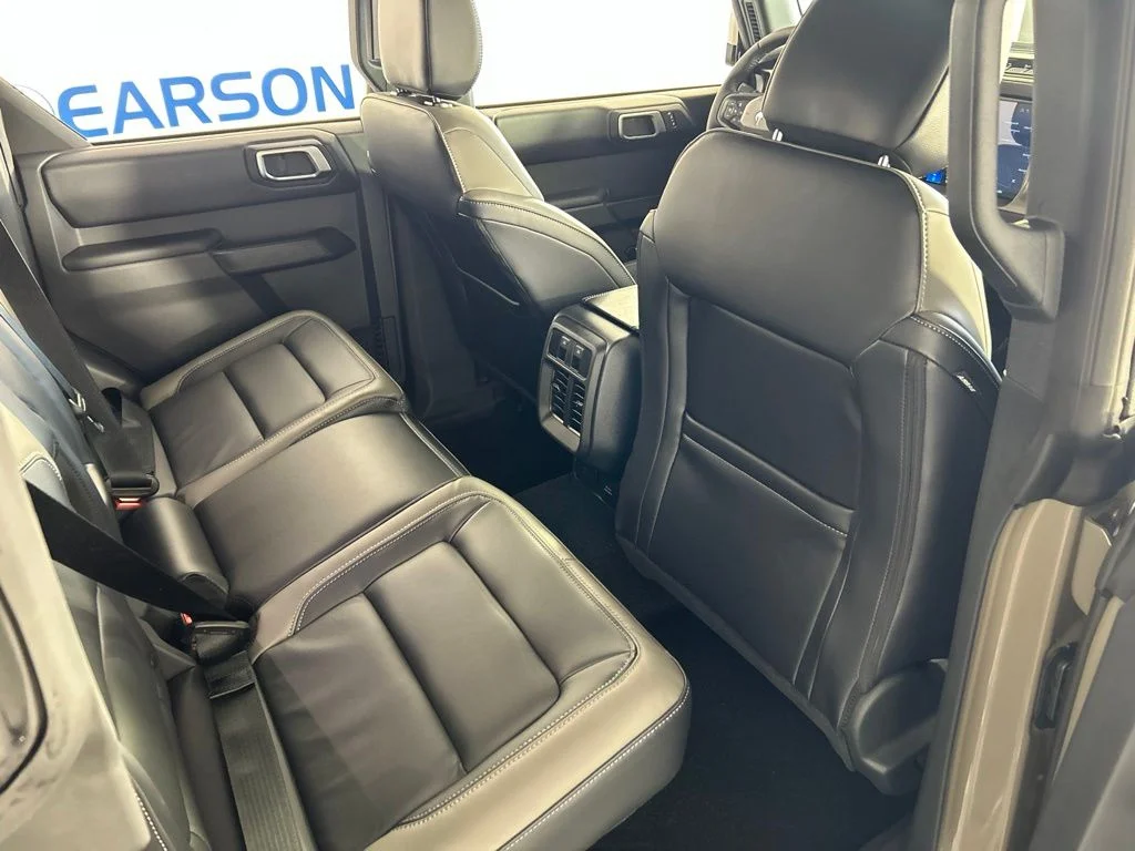 New 2026 Gray Ford Outer Banks image 32