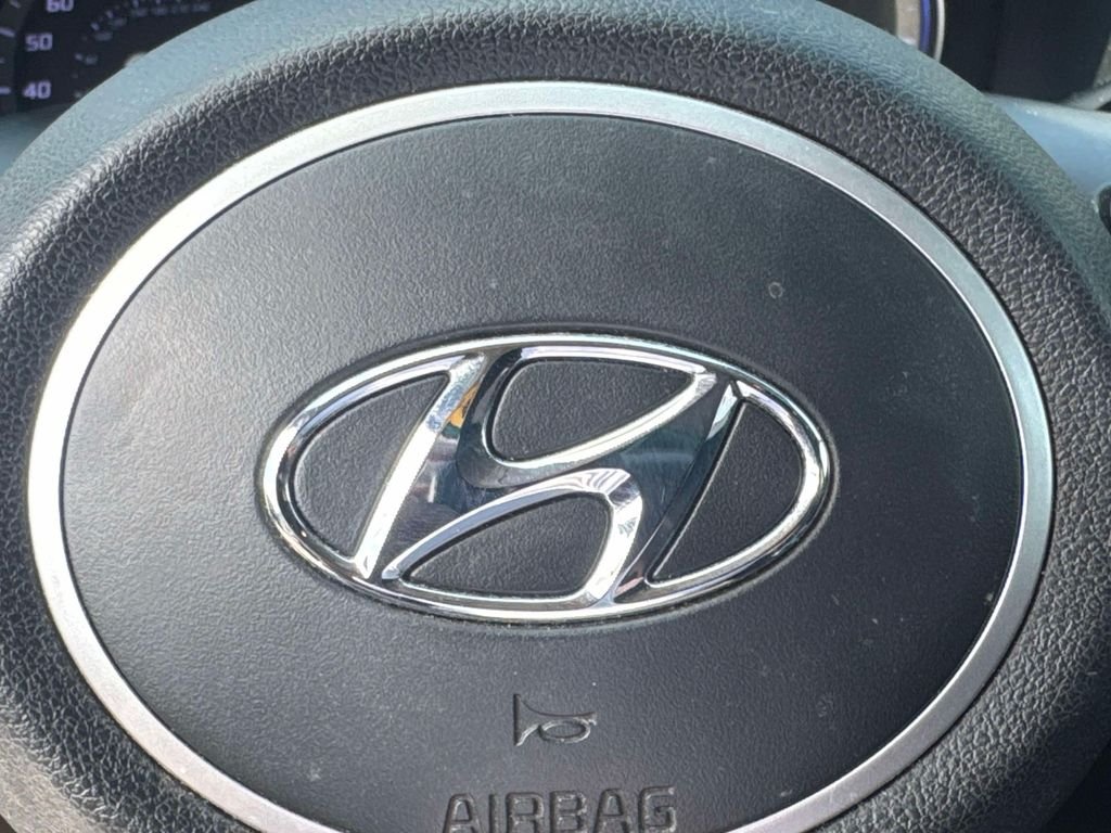 Used 2022 Gray Hyundai SEL image 31