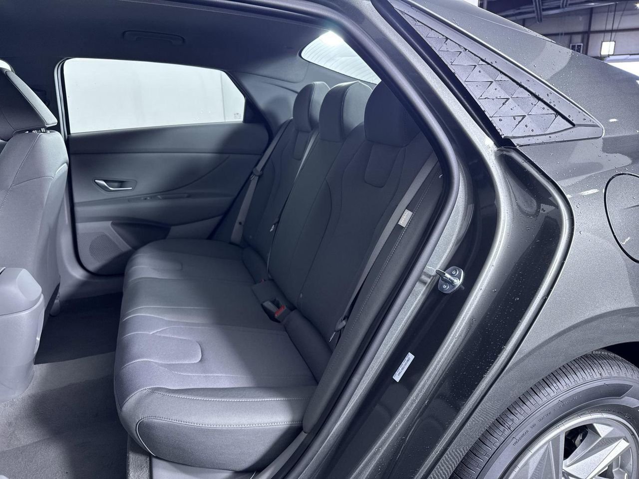 New 2026 Amazon Gray Hyundai SE image 24