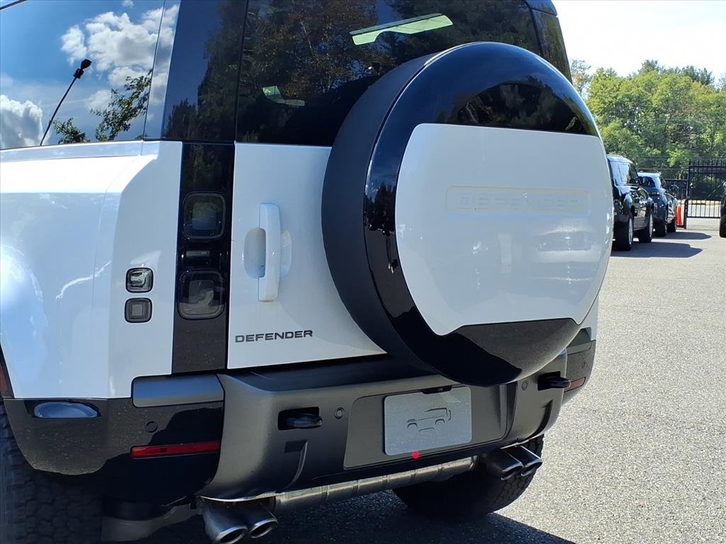 2026 Land Rover Defender V8 - Photo 20