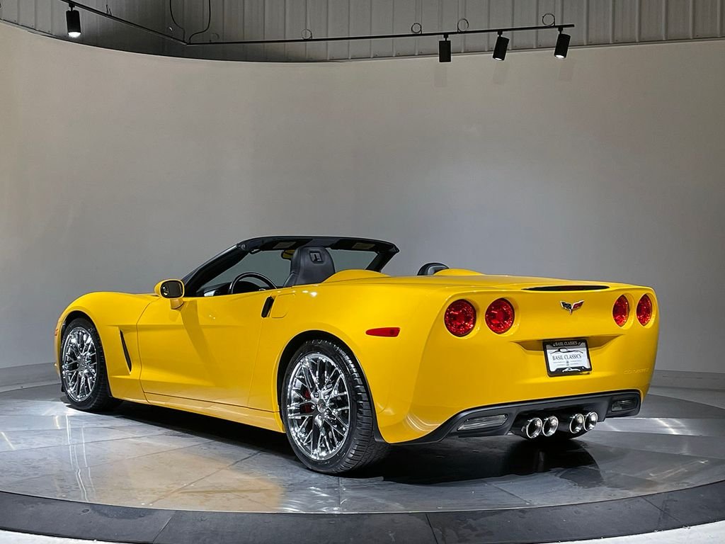 Used 2005 Yellow Chevrolet Base image 10