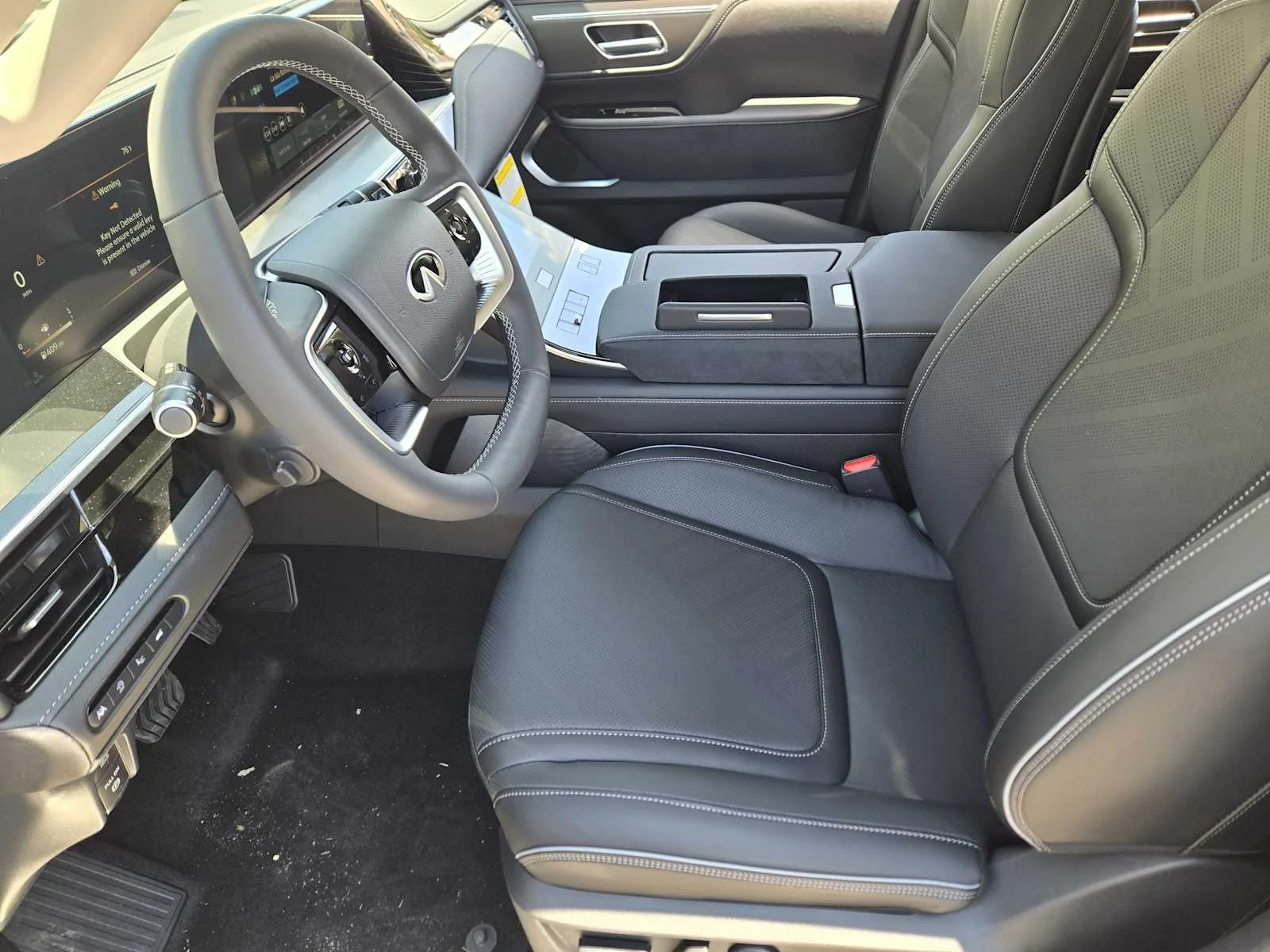 2026 INFINITI QX80 Luxe - Photo 8