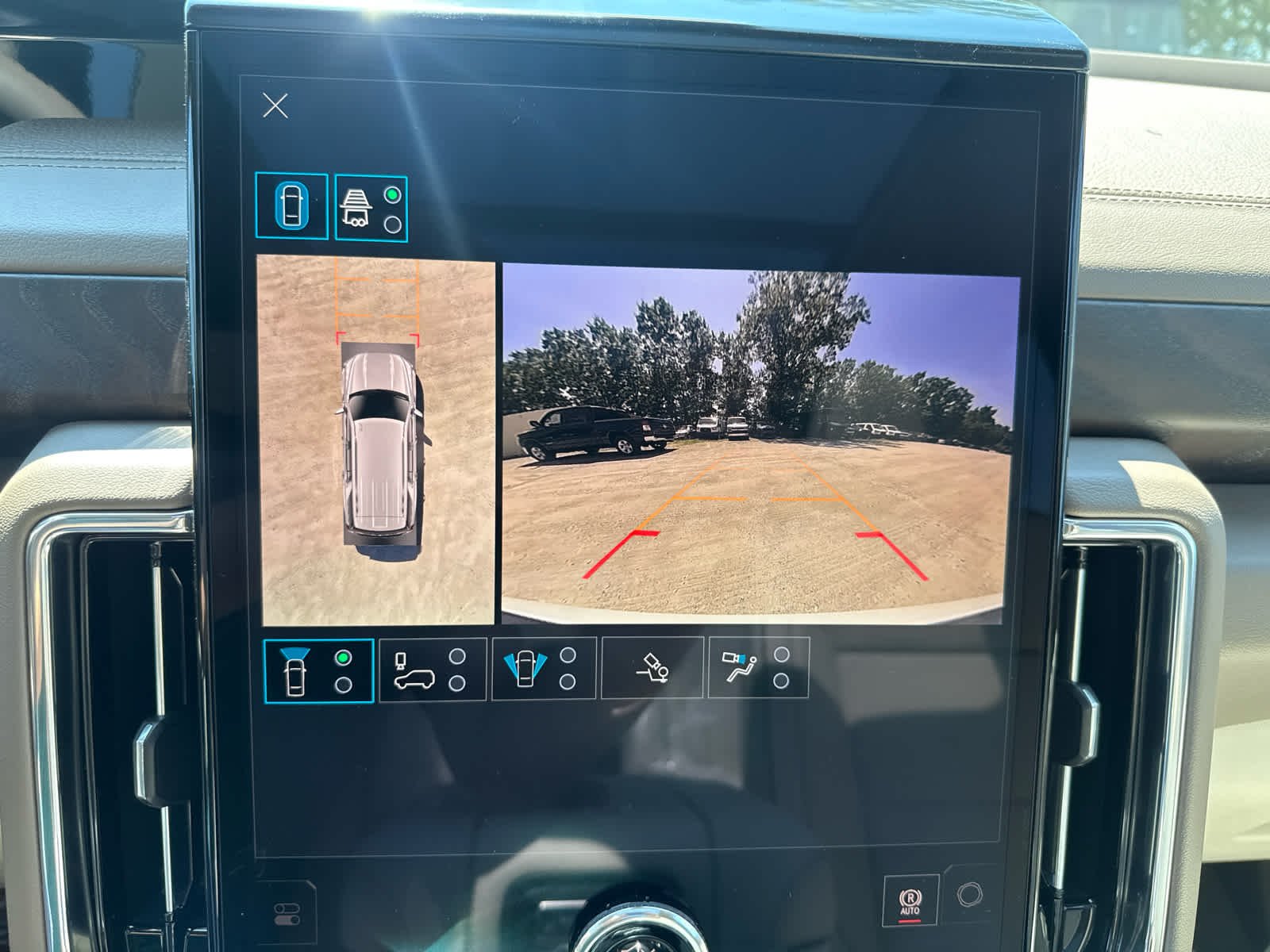 2026 GMC Yukon Denali - Photo 20