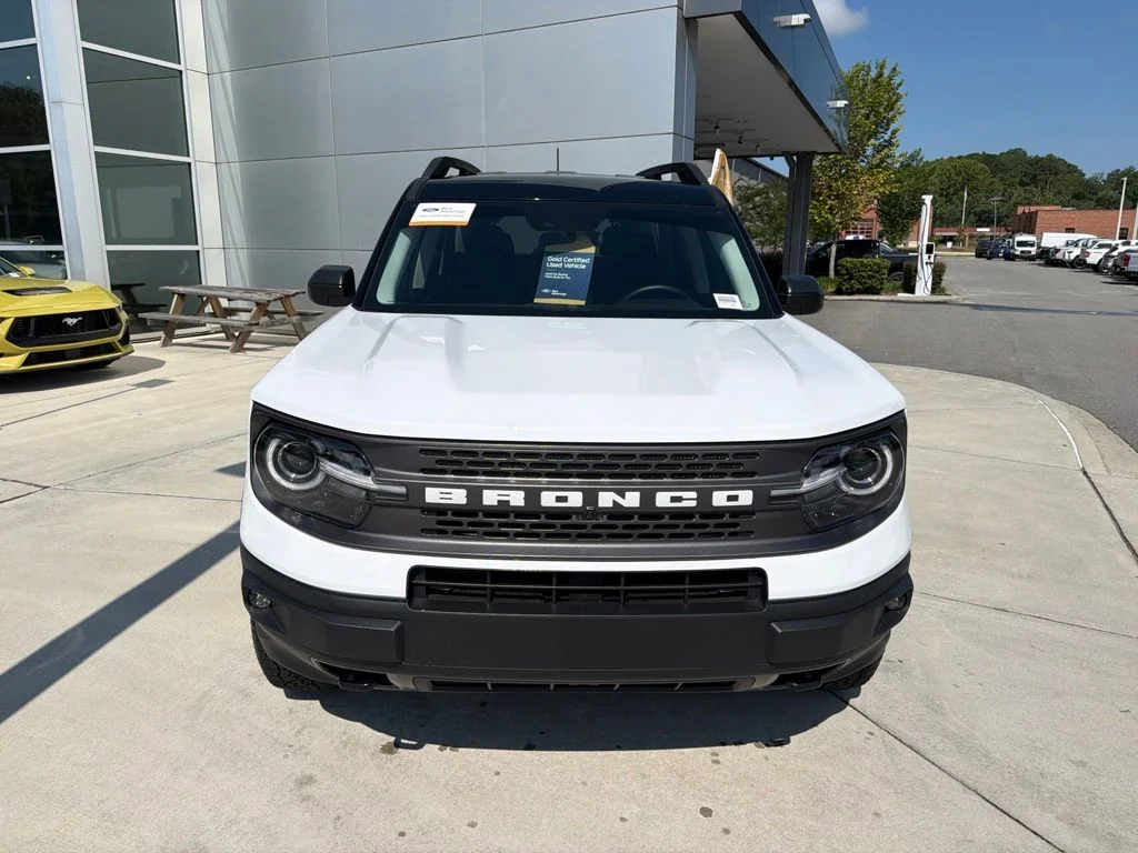 Certified Used 2024 Oxford White Ford Badlands image 2