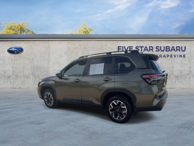 Certified Used 2026 Green Metallic Subaru Premium image 6