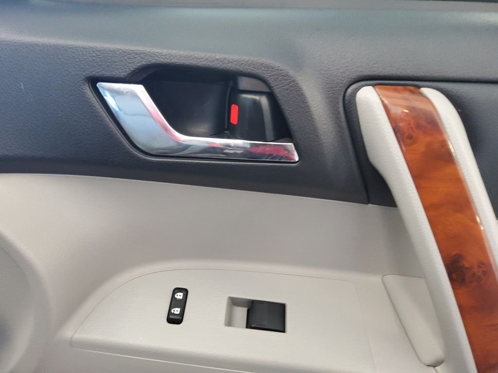 Used 2012 Red Toyota Limited image 15