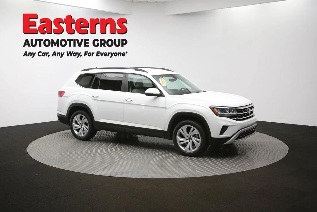 Used 2021 White Volkswagen 2.0T SE w/Technology image 50