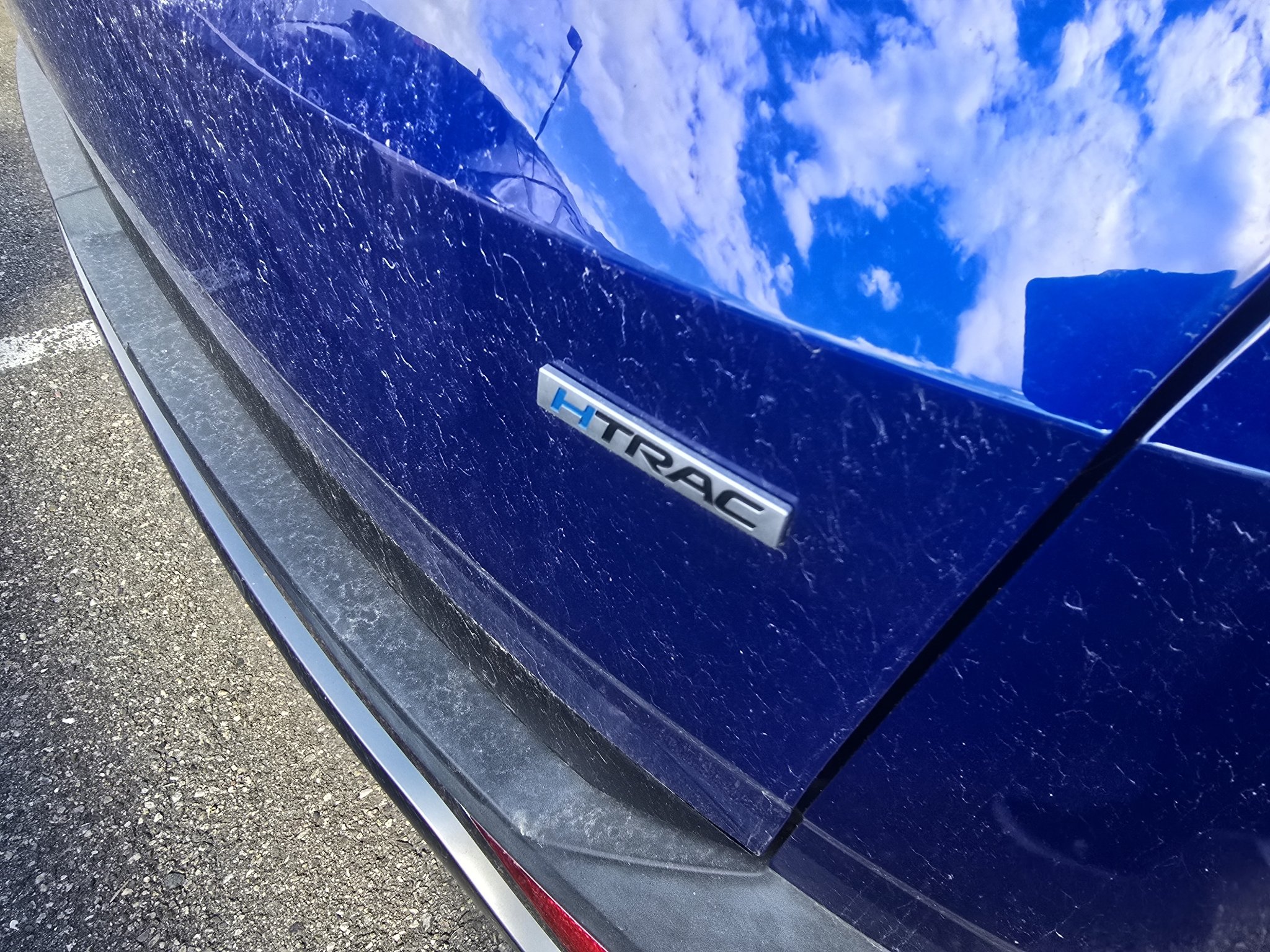 Used 2022 Intense Blue Hyundai Limited image 9