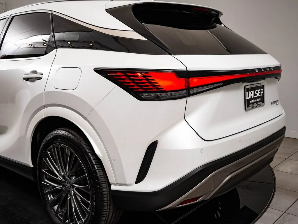 Certified Used 2026 Eminent White Pearl Lexus 350h Luxury image 19
