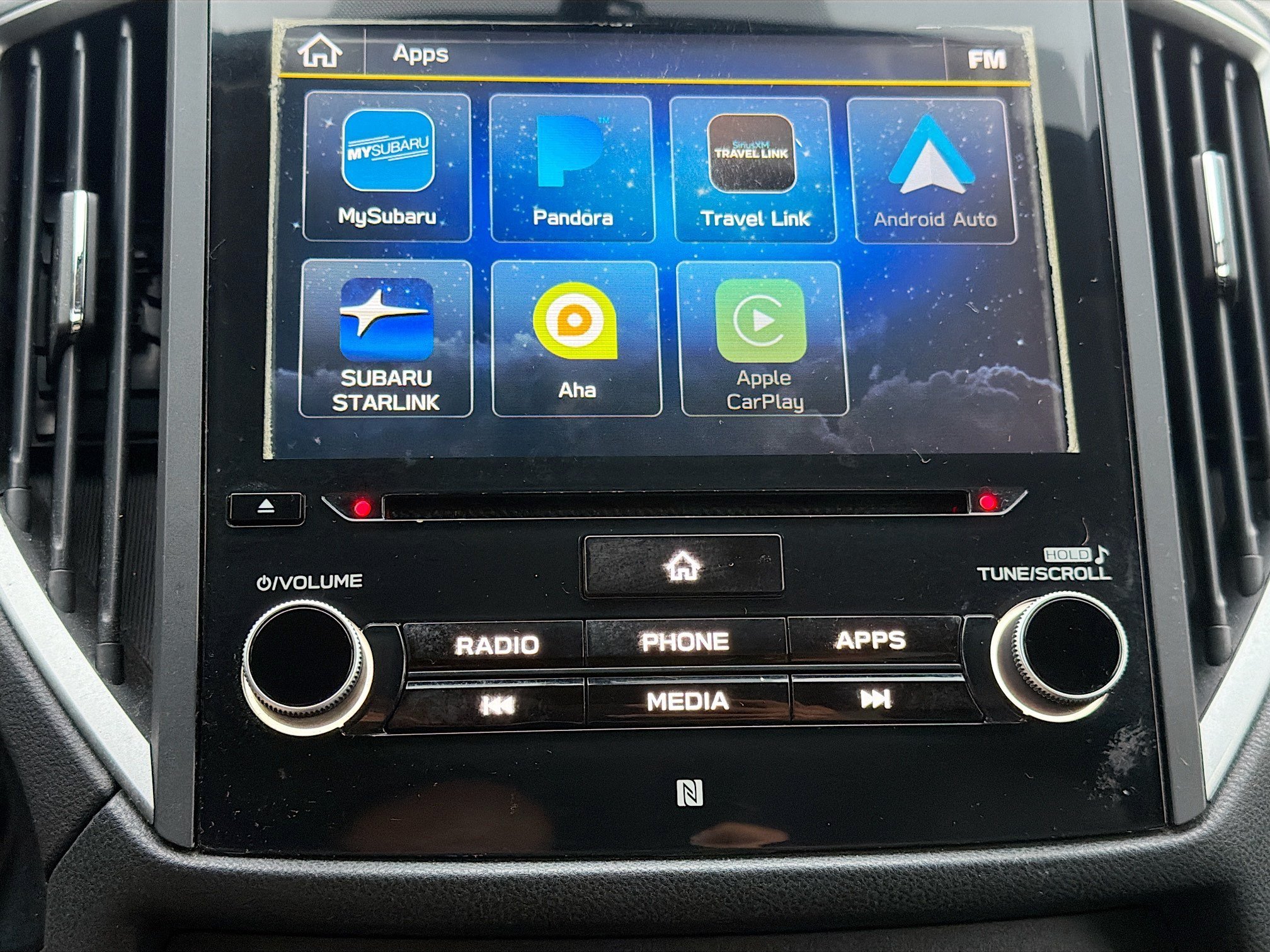 Used 2019 Dark Gray Metallic Subaru Limited image 31