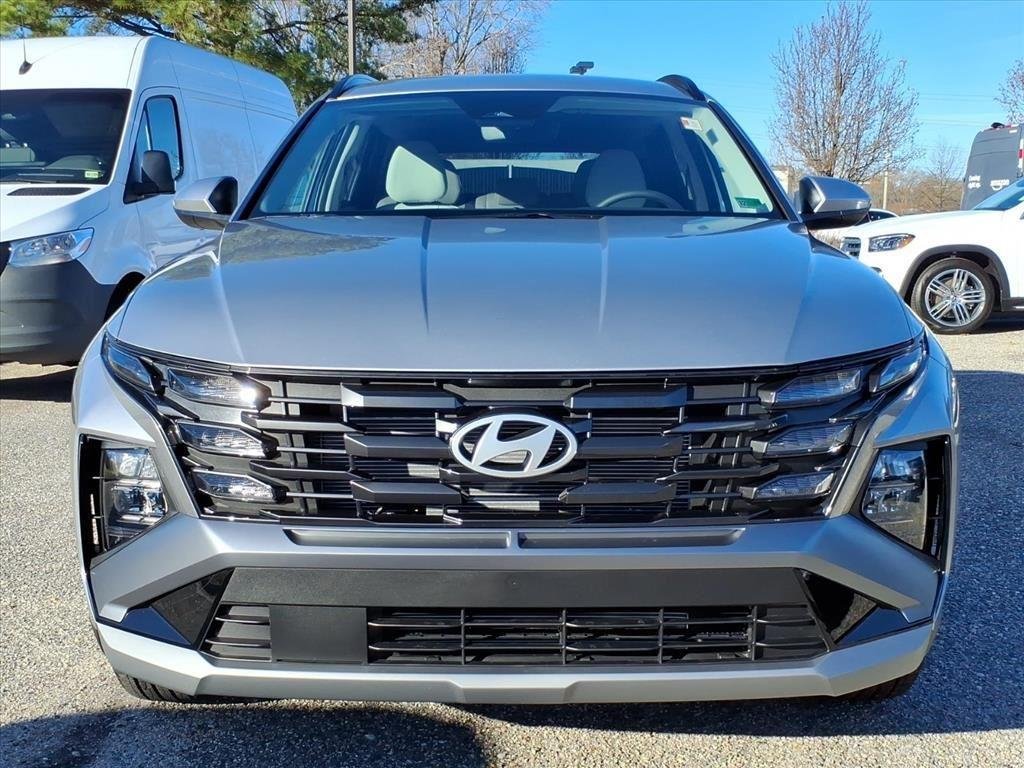 New 2026 Shimmering Silver Hyundai SEL AWD image 2
