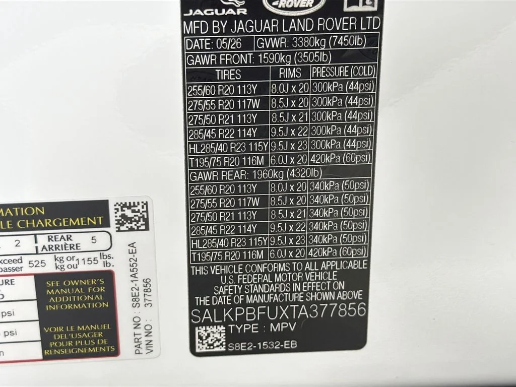 New 2026 Fuji White Land Rover SE 7 Seats image 34