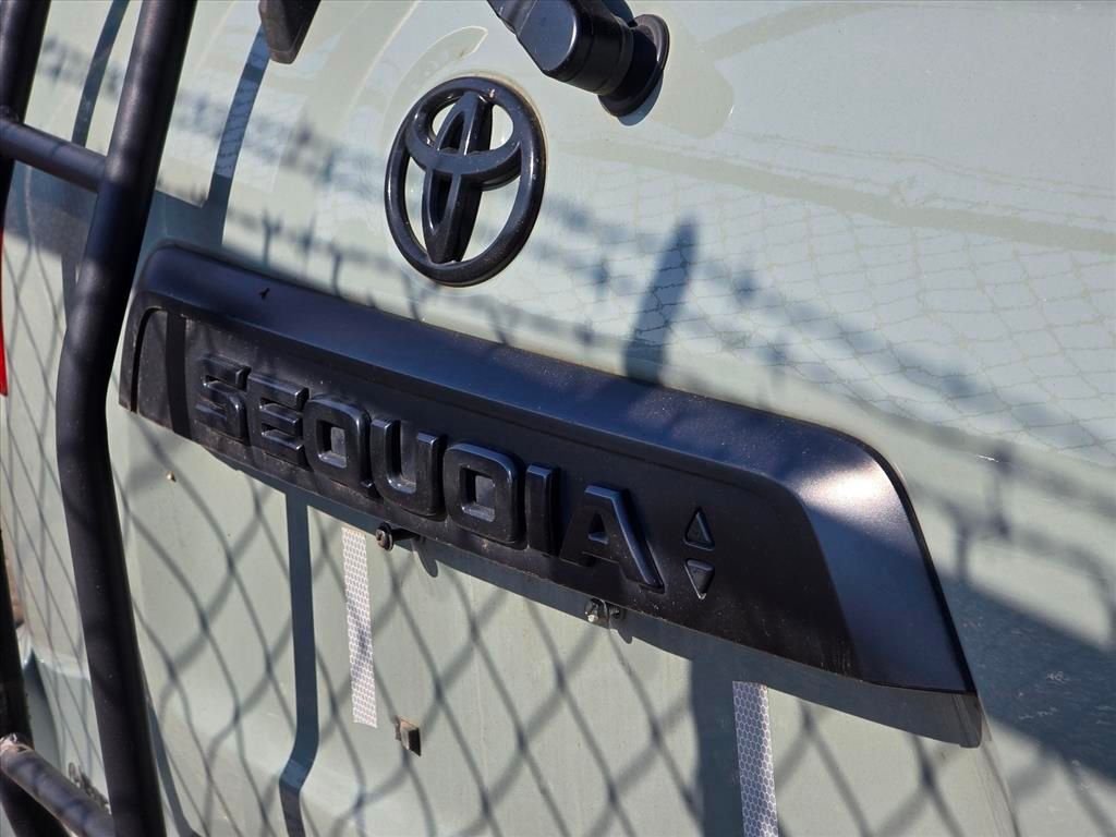 Used 2021  Toyota TRD Pro image 15
