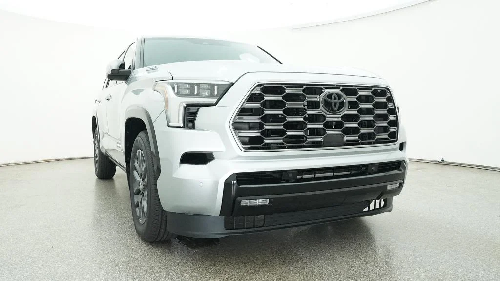 New 2026 Celestial Silver Metallic Toyota Platinum image 7