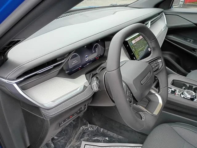New 2026 Hydro Blue Pearl-Coat Exterior Paint Jeep Laredo image 11