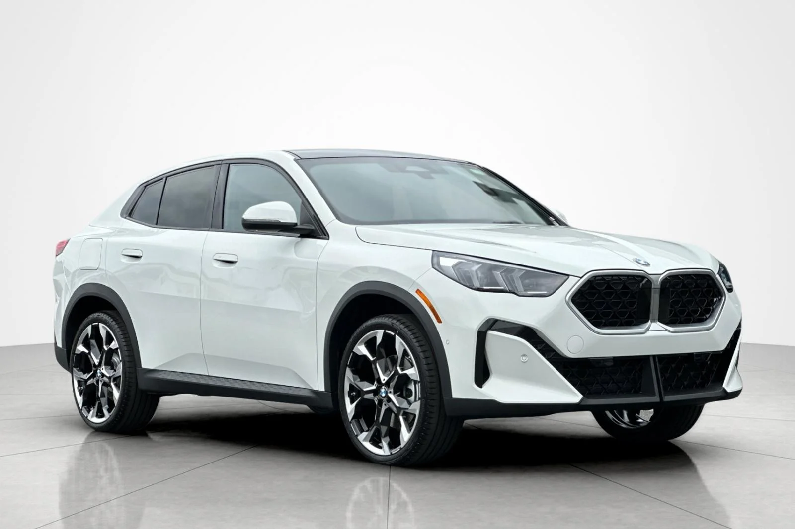 New 2026 Alpine White BMW xDrive28i image 7