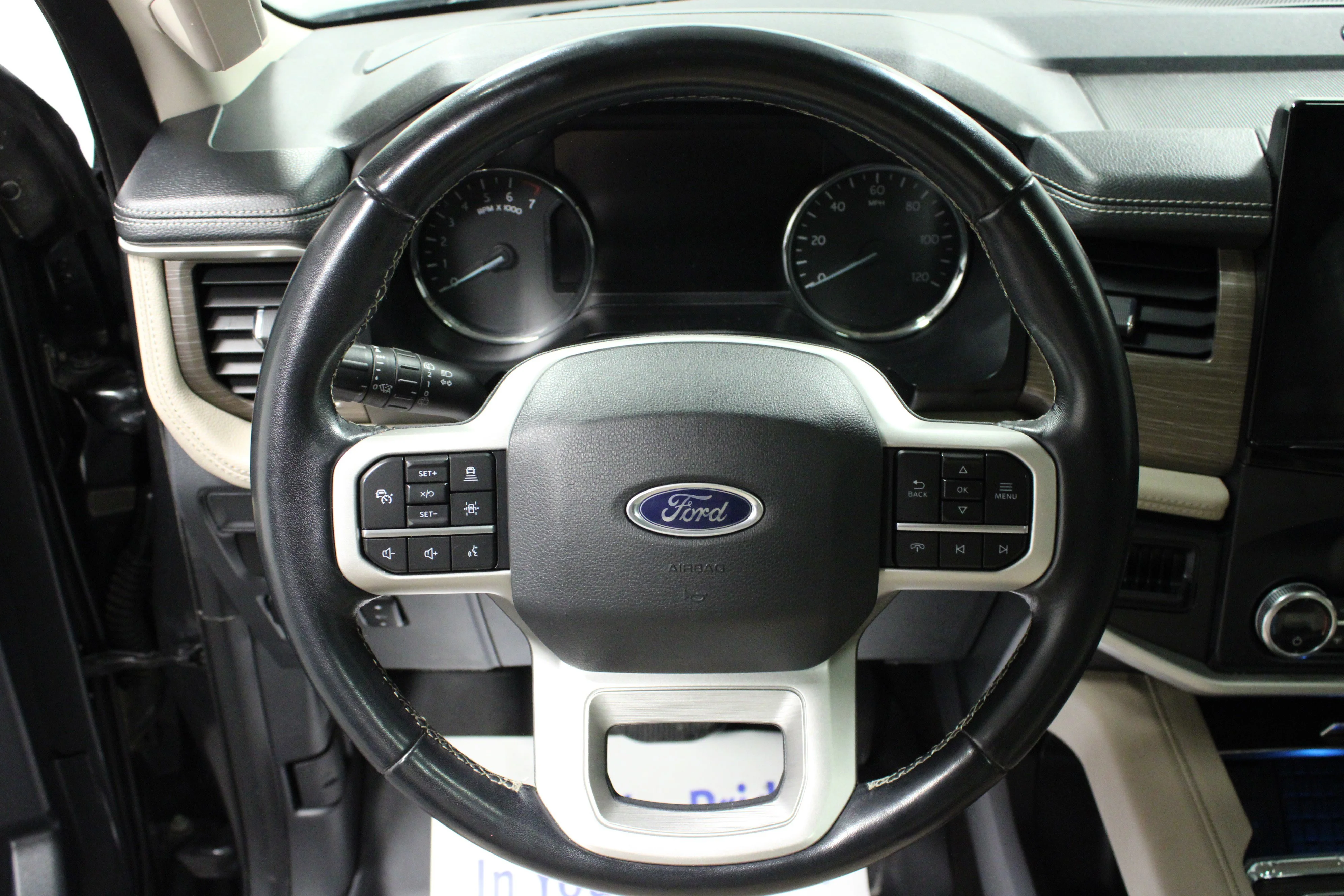 Used 2022 Dark Matter Metallic Ford Limited image 18
