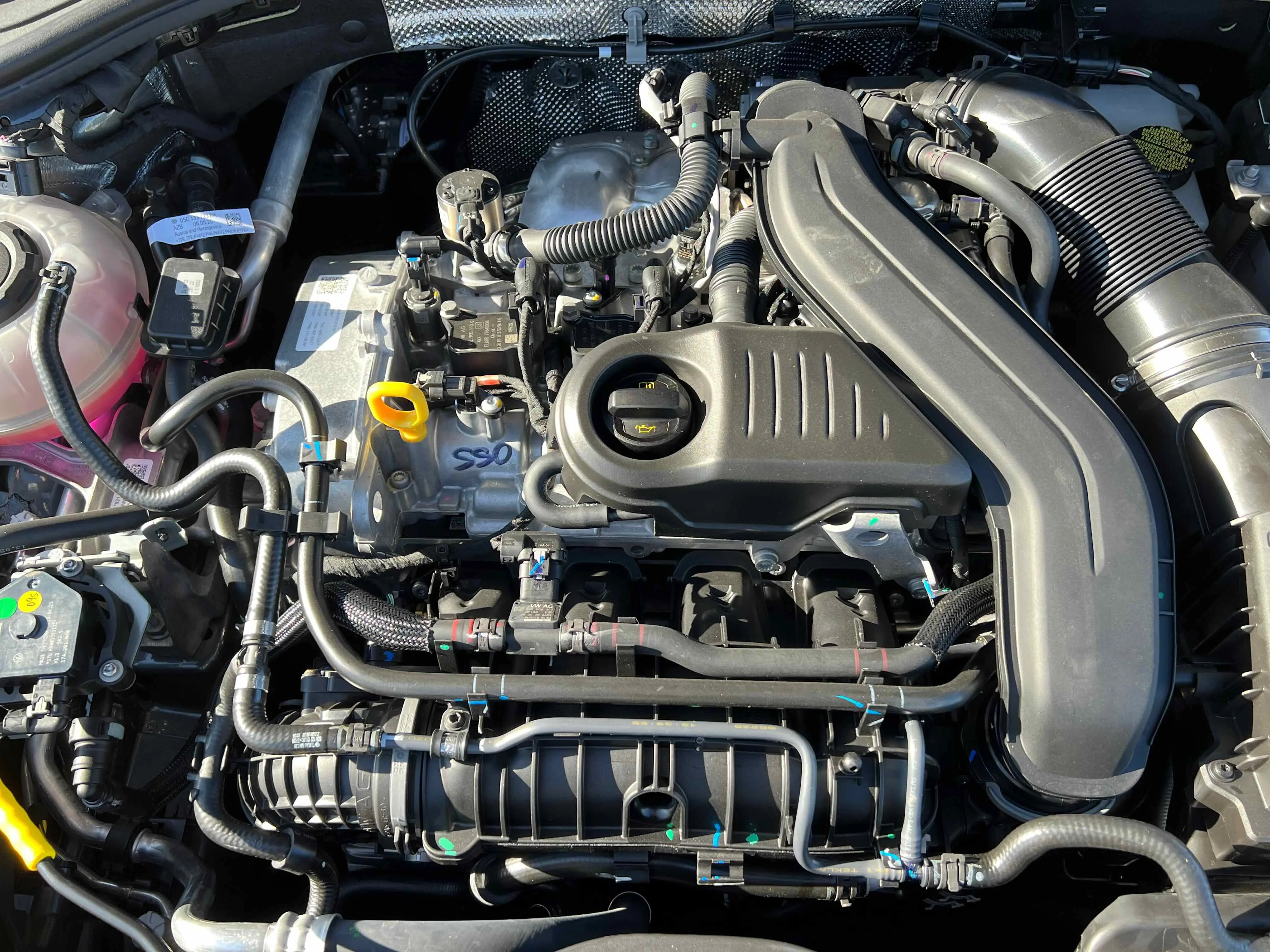New 2026 Platinum Gray Volkswagen Sport image 33