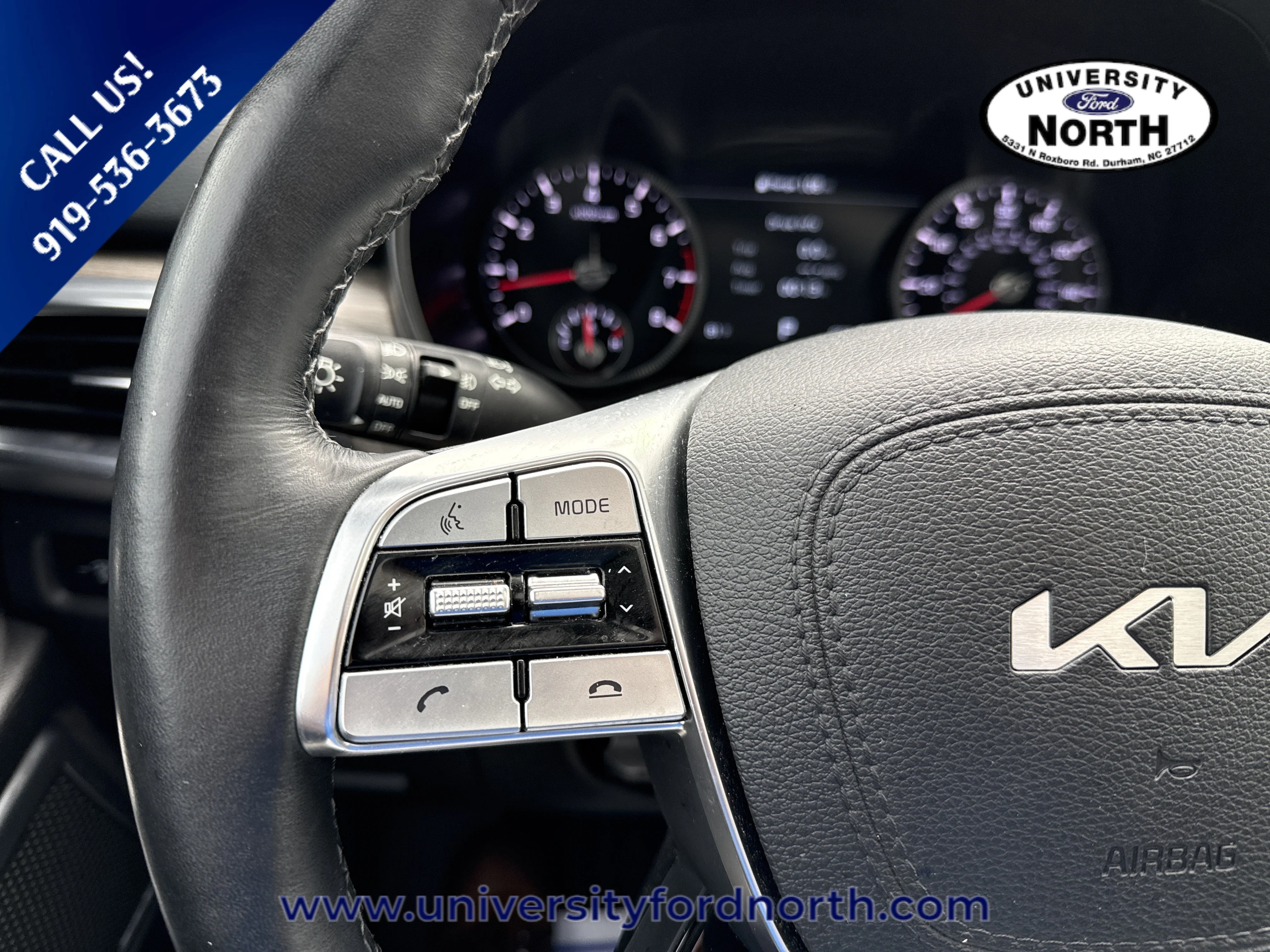 Used 2022 Wolf Gray Kia SX image 21