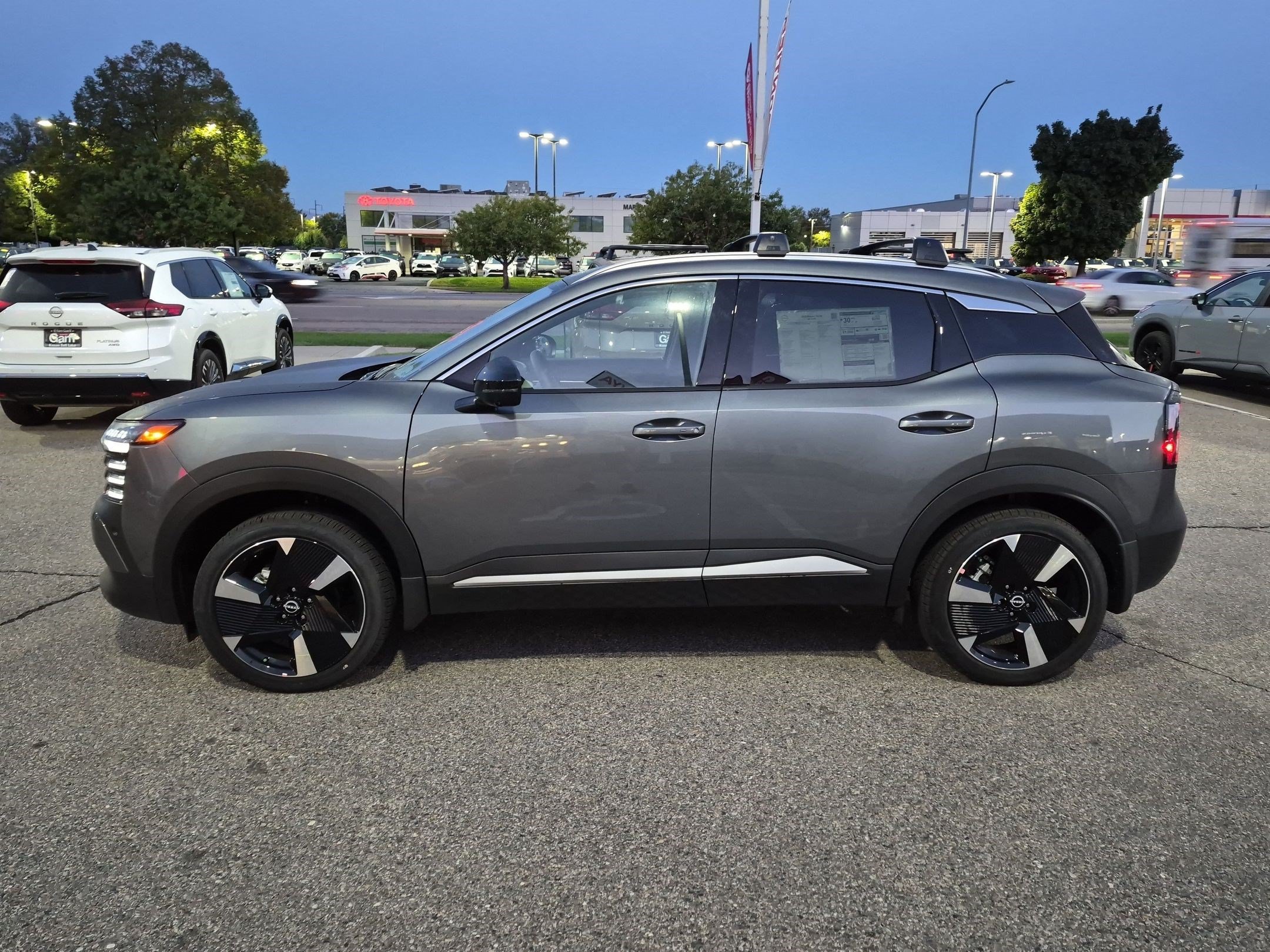 2026 Nissan KICKS SR AWD - Photo 7