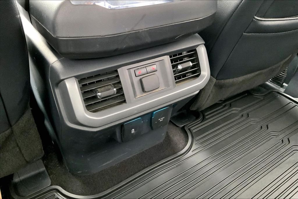Used 2022 Gray Ford Lariat image 11