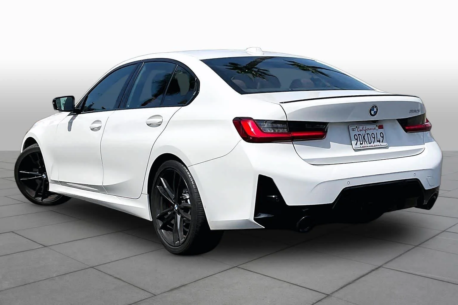 Used 2023 Alpine White BMW 330i image 11