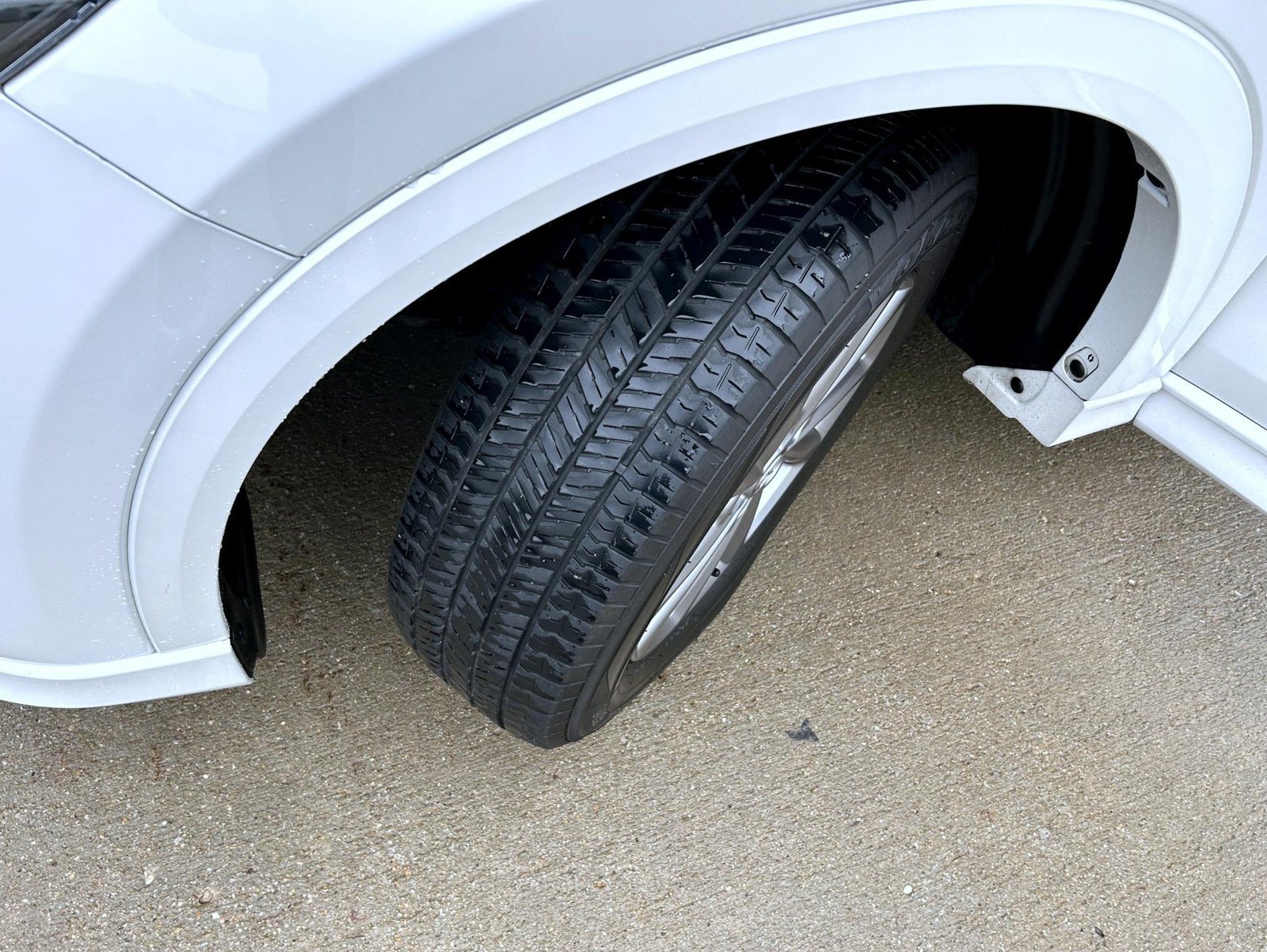 Used 2024 White Mazda 2.5 S Preferred Package image 23