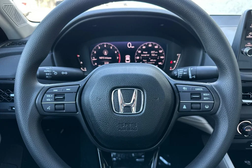 New 2026 Meteorite Gray Metallic Honda SE image 25