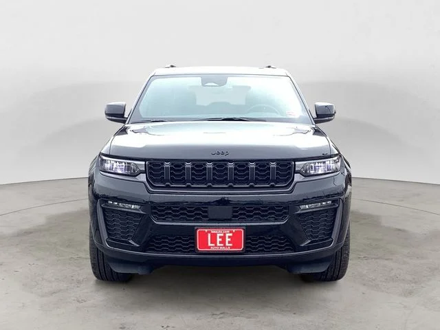 New 2026 Diamond Black Jeep LIMITED 4X4 image 9