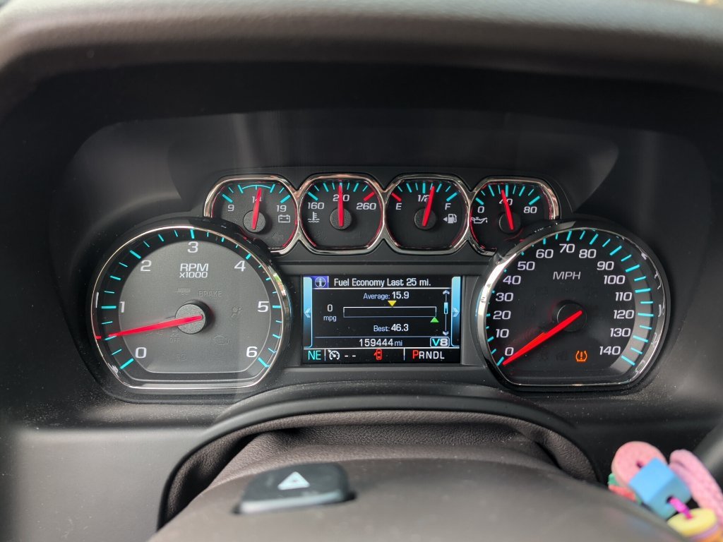 Used 2017 White GMC SLT image 6