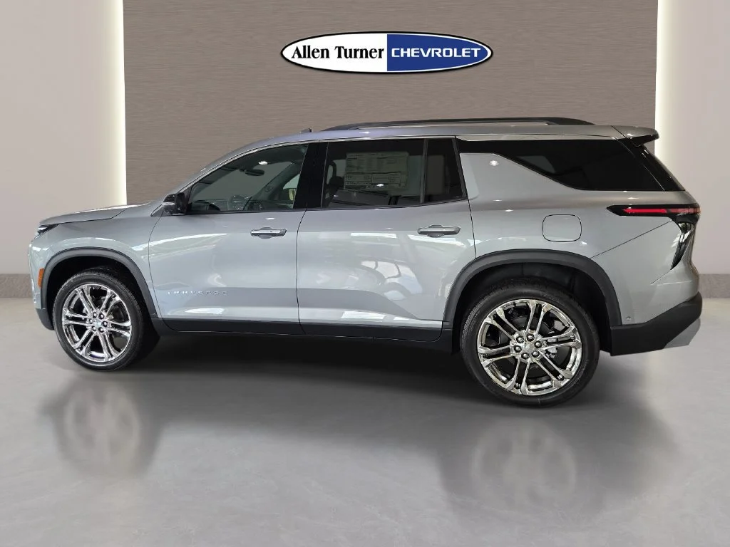 2027 Chevrolet Traverse LT - Photo 14