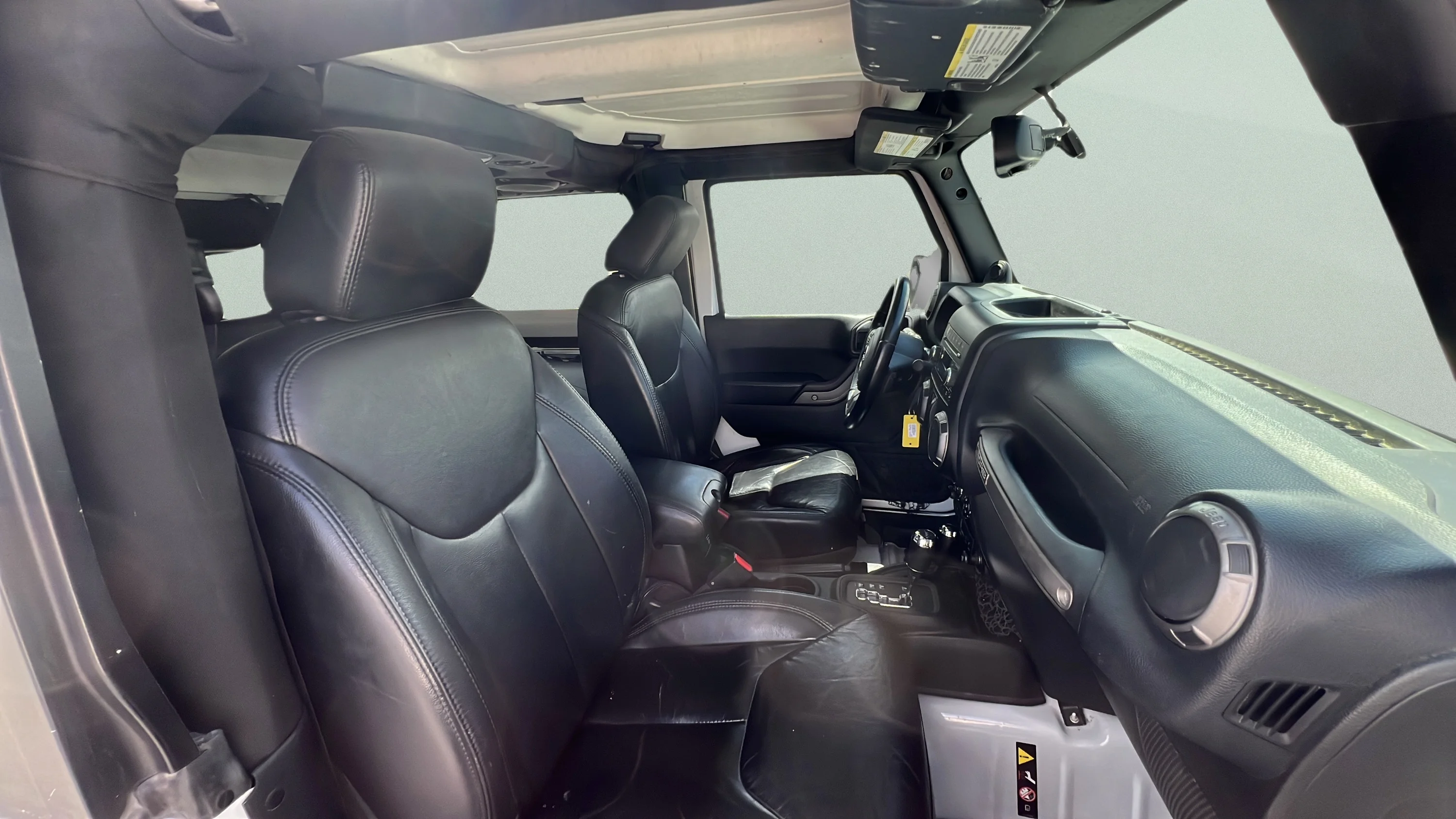 Used 2013 White Jeep MOAB image 11